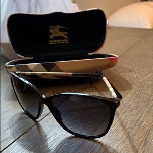 Burberry sunglasses worn once!!!